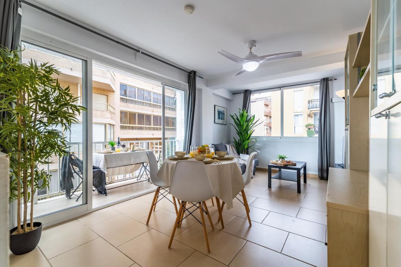 Fuengirola Paseo Maritimo Deluxe Apartment By The Beach Esterno foto