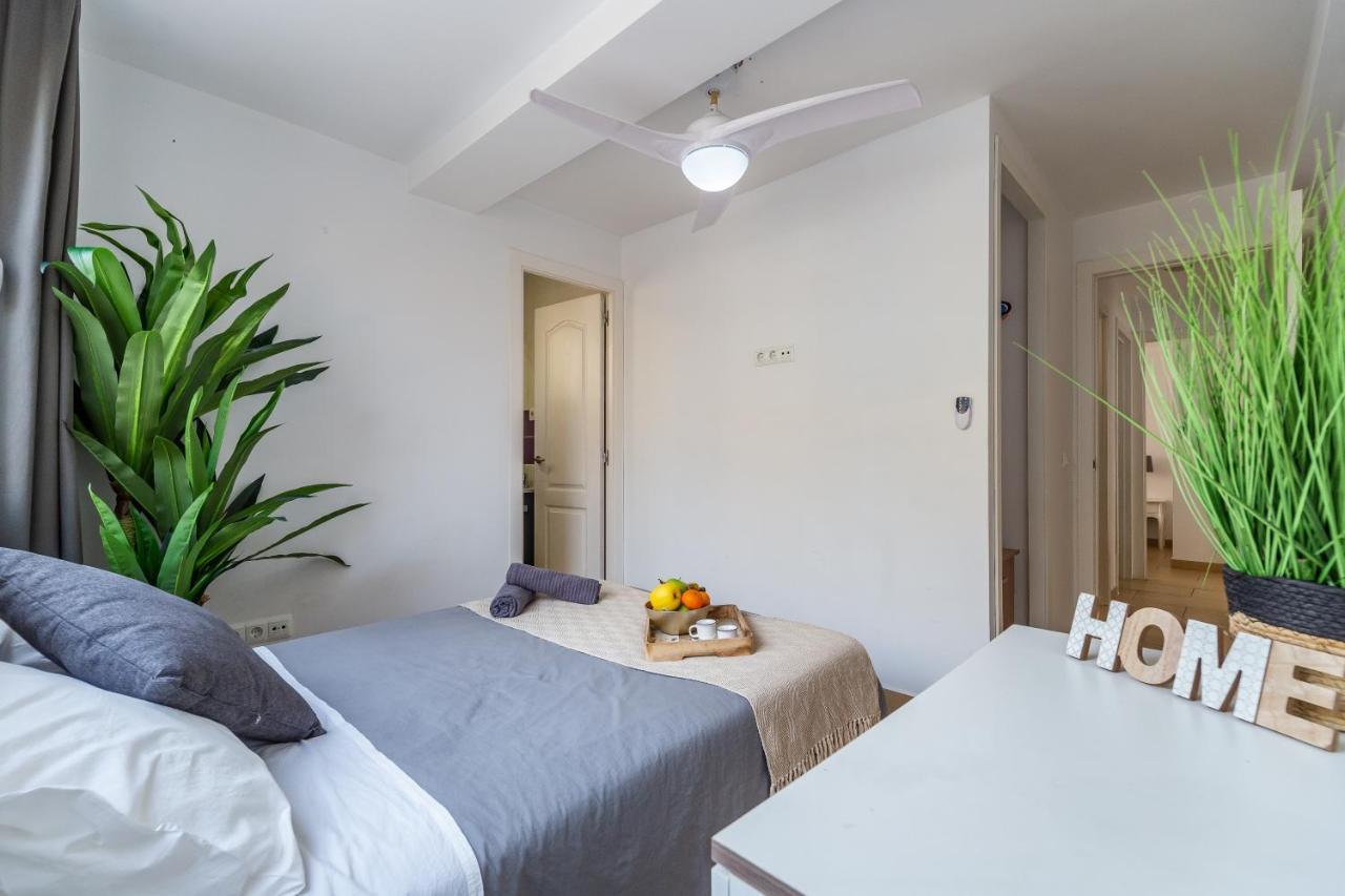 Fuengirola Paseo Maritimo Deluxe Apartment By The Beach Esterno foto